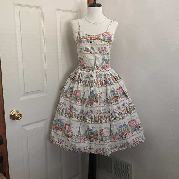 Bernie Dexter - Picture 3 of 3